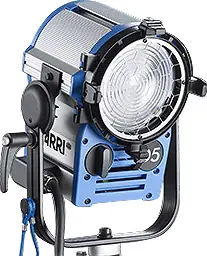 ARRI TRUE BLUE D5, Tageslicht, 575W, MAN, GTV-Standard, schwarz | Jetzt verfügbar